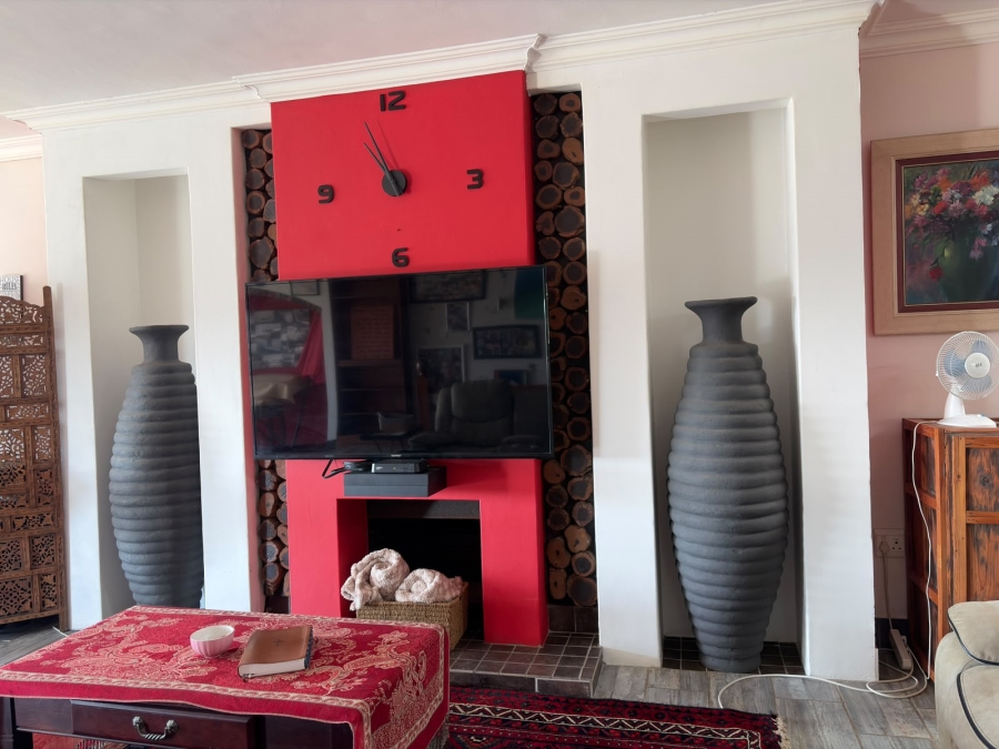 6 Bedroom Property for Sale in West Bank Eastern Cape